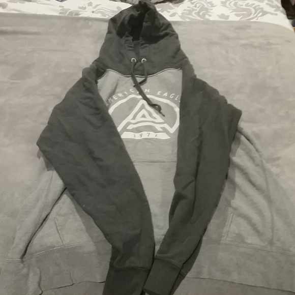 American Eagle Hoodie - Picture 1 of 1